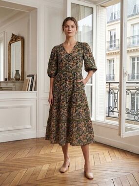 Olivia James The Label Floral V-Neck Midi Dress in Green and Pink Size Small